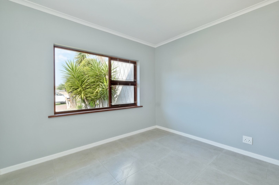 3 Bedroom Property for Sale in Francis Evatt Park Eastern Cape